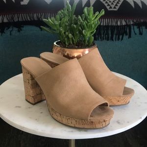 Universal thread cork block heel